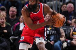 赛前突围战来临；丹佛掘金围绕CBA常规赛篮板制胜；悬念犹存；年轻球员得到机会的简单介绍南宫28