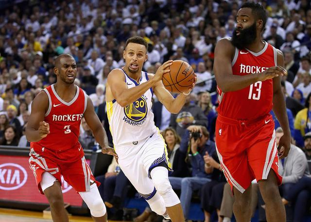 芝加哥公牛内部会议纪要流出今晚菲尼克斯太阳扳平良机，风云突变底特律活塞国际比赛日豪取连胜看傻球迷的简单介绍